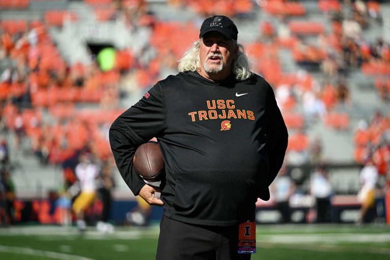 How One Coach Turned Around a Struggling College Football Program While Eating the Same $11 Lunch Every Day